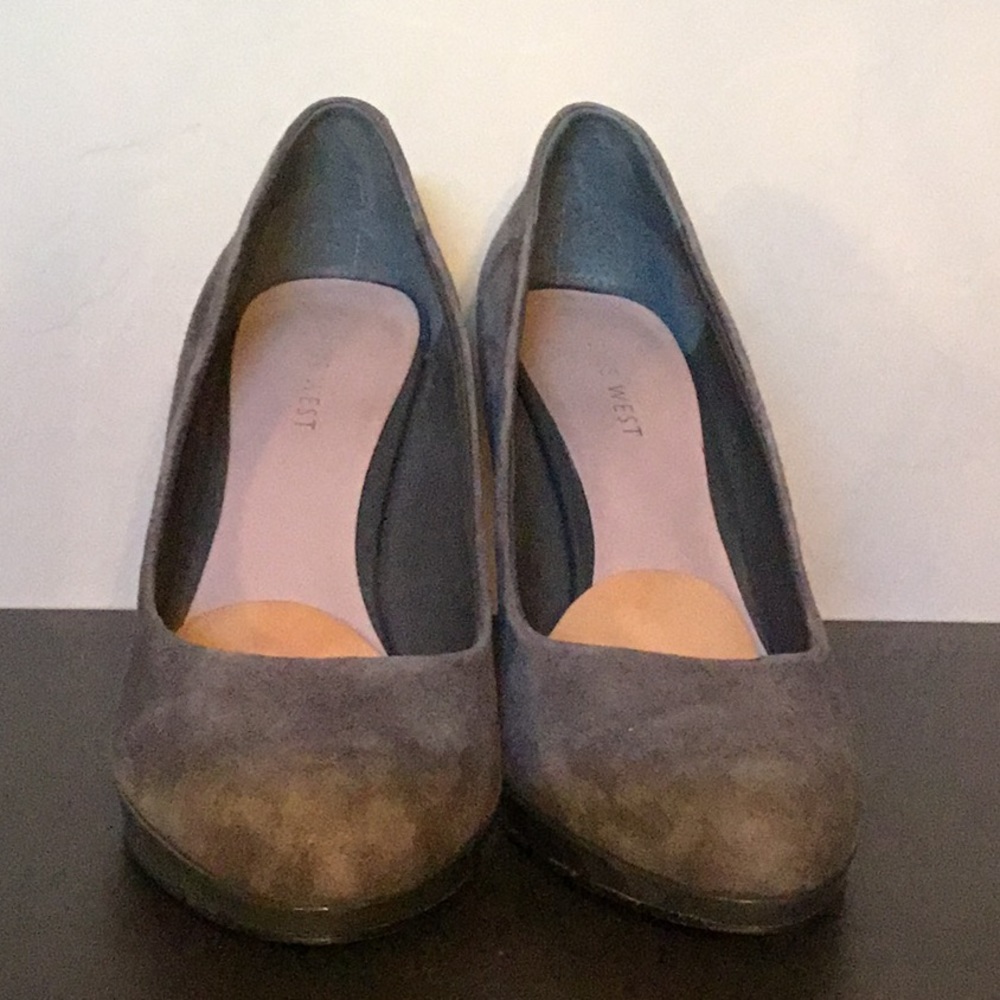 Grey suede pumps